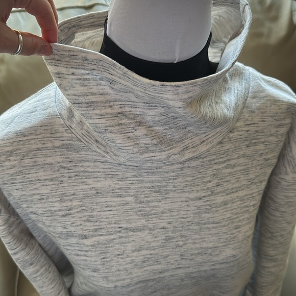 Tek Gear Women’s running/workout shirt - Picture 2 of 3